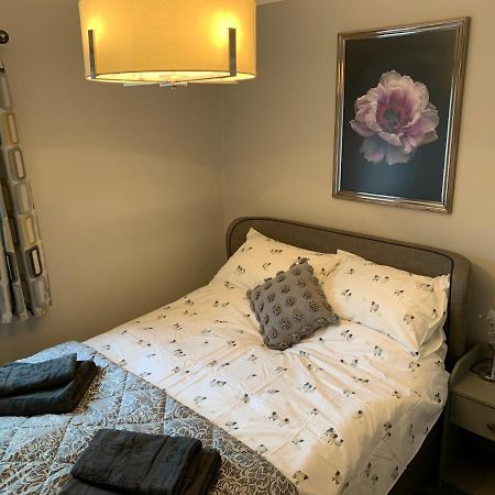 Stylish 2 Bed Penthouse In Trendy Pontcanna Κάρντιφ Εξωτερικό φωτογραφία